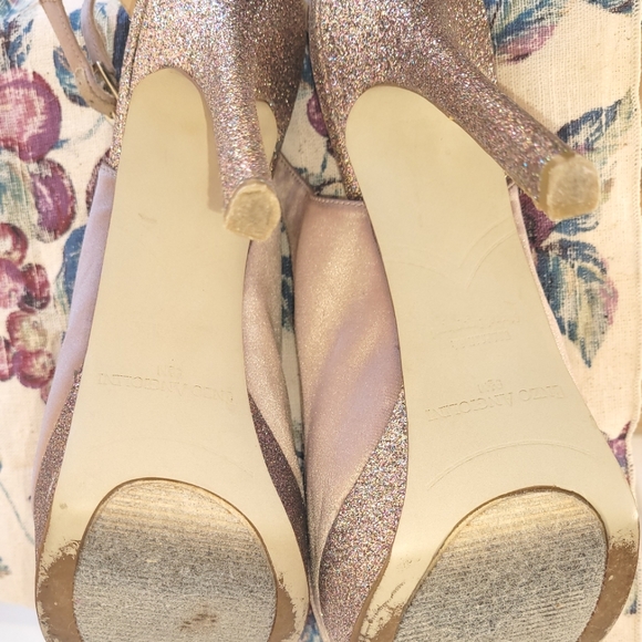 Enzo Angiolini Dressy Heels Beige Satin and Metallic Size 9.5 Medium 💚 - Picture 11 of 11